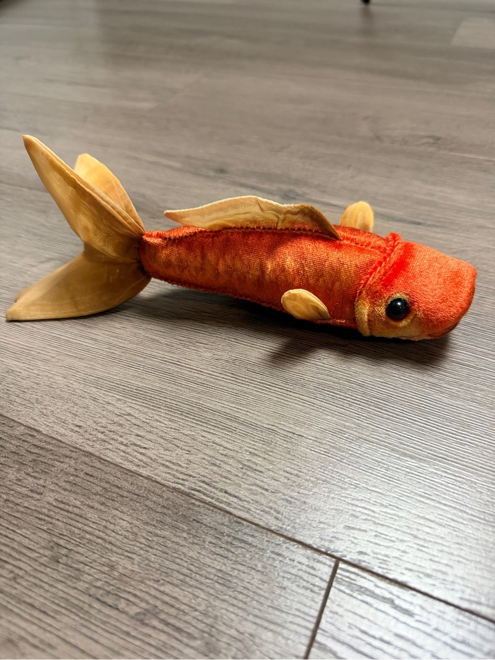 Folkmanis RETIRED Mini Goldfish Finger Puppet Plush Orange Red NWOT 7”